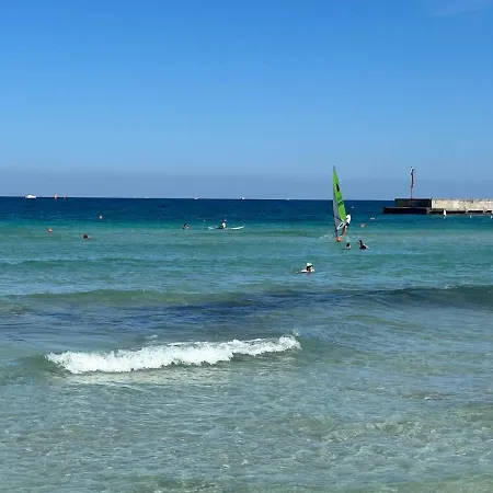 Ninni Mondello House-terrace&free Parking Casa vacanze *