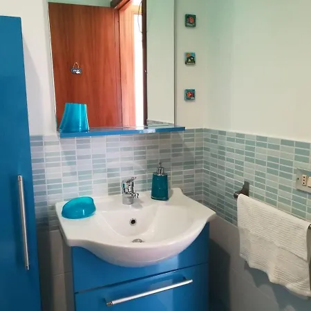 Casa vacanze Ninni Mondello House-terrace&free Parking